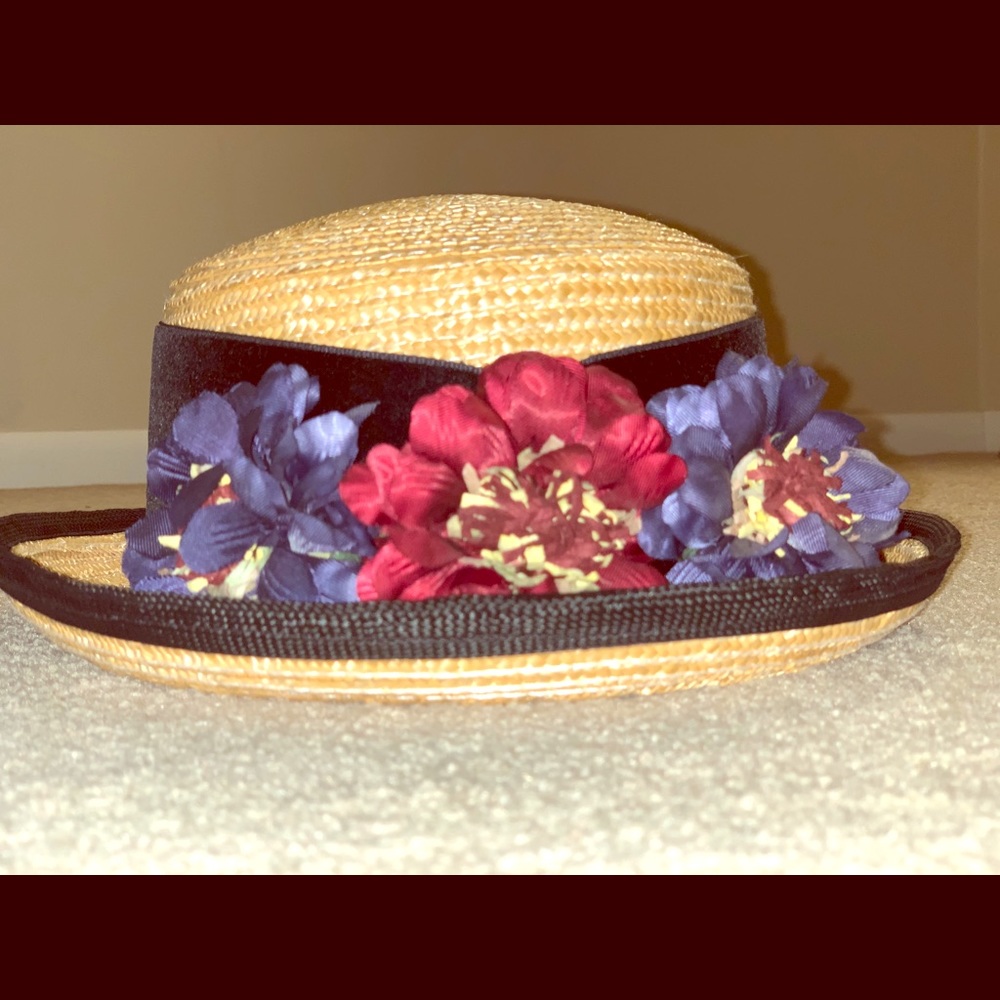 Elegant Straw Hat with Floral Accents